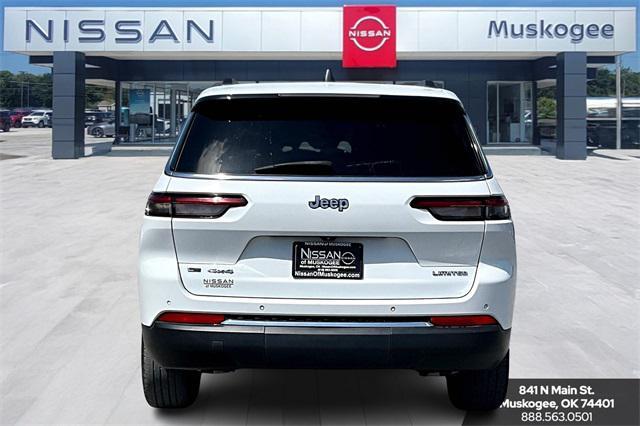 Photo of 2021 Bright White Clearcoat Jeep Grand Cherokee L