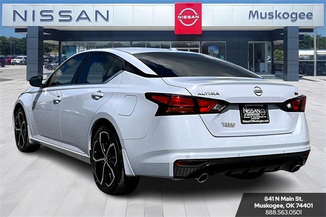 Photo of 2025 Gray Sky Pearl Nissan Altima