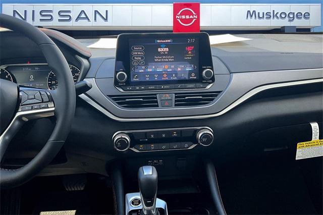 Photo of 2025 Gray Sky Pearl Nissan Altima