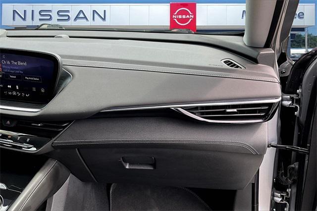 Photo of 2024 Moonstone Gray Metallic Buick Envision