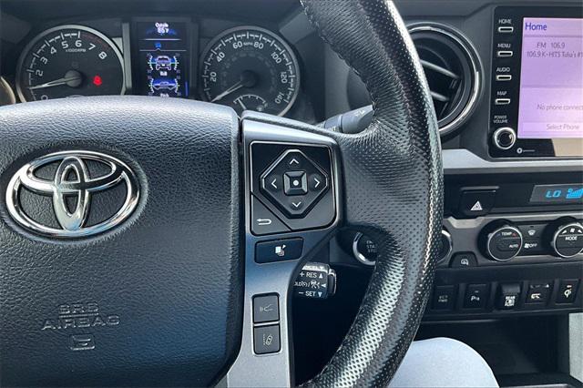 Photo of 2021 Super White Toyota Tacoma