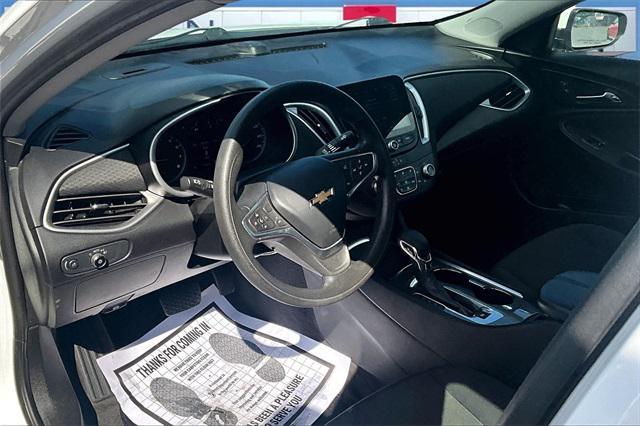 Photo of 2023 Summit White Chevrolet Malibu