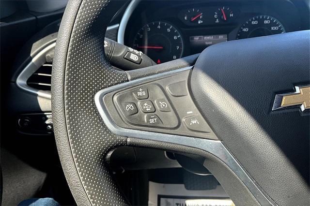 Photo of 2023 Summit White Chevrolet Malibu