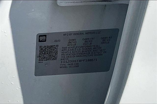 Photo of 2023 Summit White Chevrolet Malibu