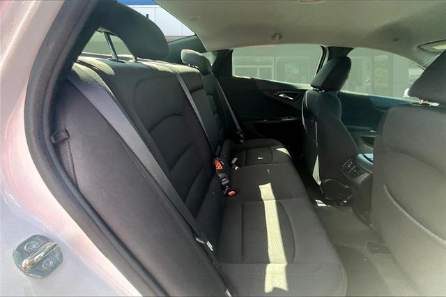 Photo of 2023 Summit White Chevrolet Malibu