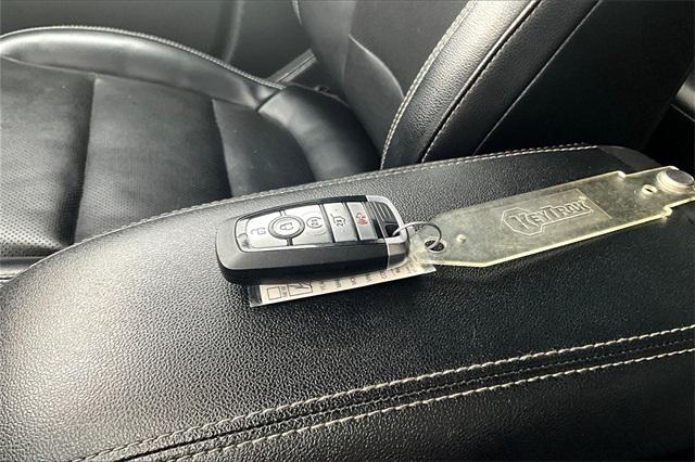 Photo of 2022 Carbonized Gray Metallic Ford Escape