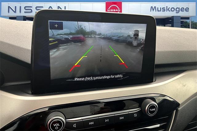 Photo of 2022 Carbonized Gray Metallic Ford Escape