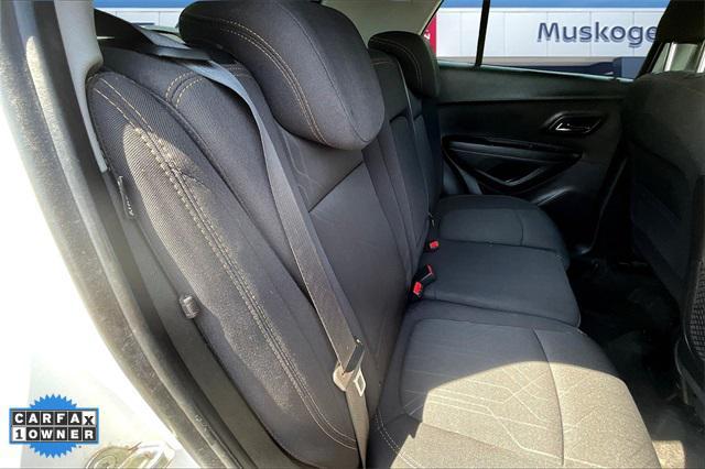Photo of 2020 Summit White Chevrolet Trax