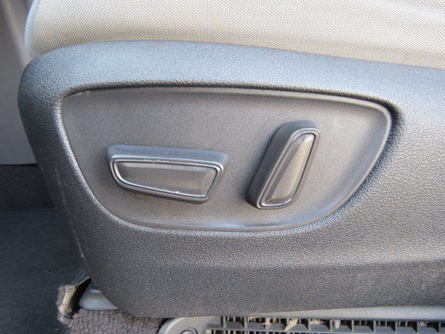 Photo of 2022 Sunset Bronze Mica Toyota Sienna