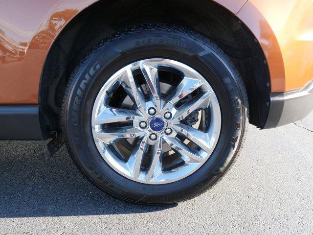 Photo of 2017 Canyon Ridge Metallic Ford Edge