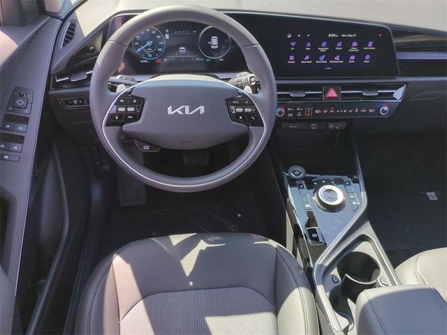 Photo of 2025 Steel Gray Kia Niro EV