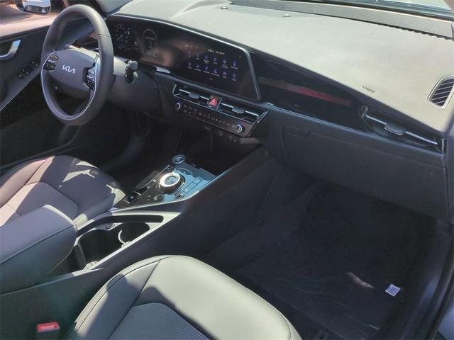Photo of 2025 Steel Gray Kia Niro EV