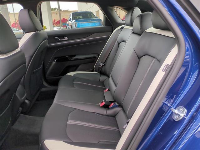 Photo of 2025 Blue Kia K5