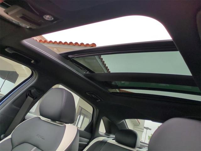 Photo of 2025 Blue Kia K5