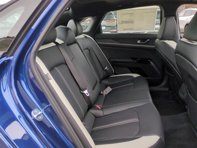 Photo of 2025 Blue Kia K5