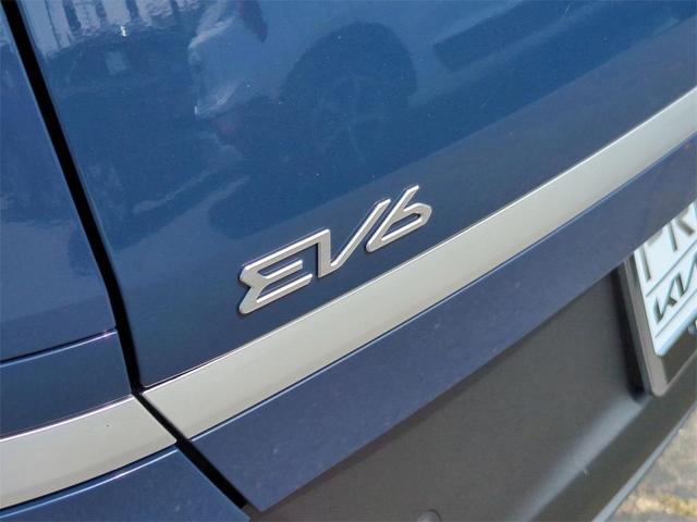Photo of 2025 Midnight Black Kia EV6
