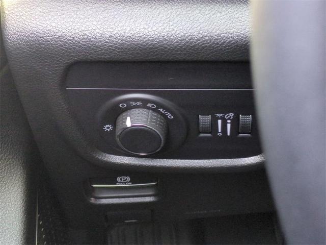 Photo of 2023 Diamond Black Jeep Grand Cherokee