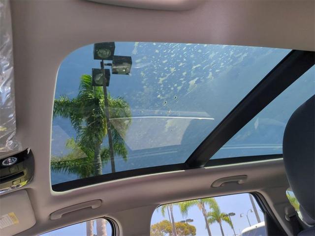 Photo of 2025 Mineral Blue Kia Sorento Hybrid