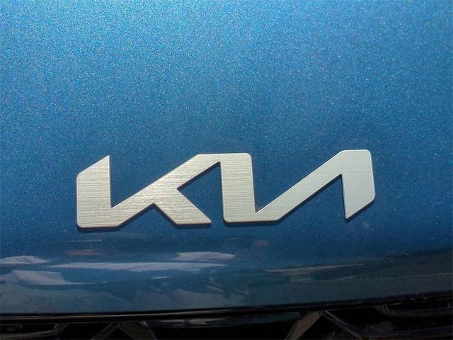 Photo of 2025 Mineral Blue Kia Sorento Hybrid