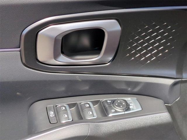 Photo of 2025 Mineral Blue Kia Sorento Hybrid