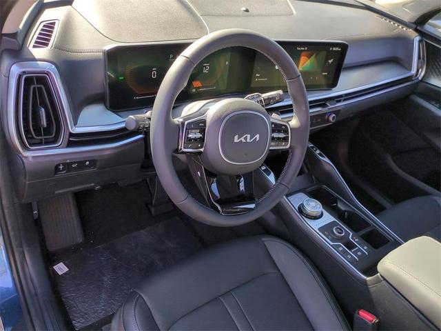 Photo of 2025 Mineral Blue Kia Sorento Hybrid