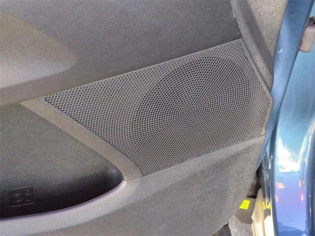 Photo of 2025 Mineral Blue Kia Sorento Hybrid
