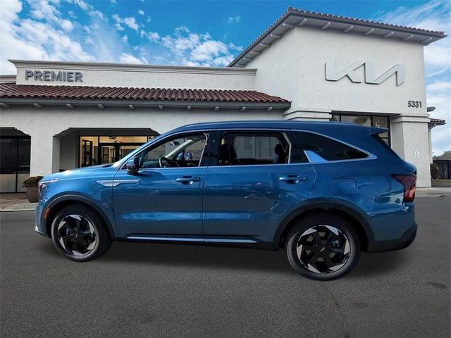 Photo of 2025 Mineral Blue Kia Sorento Hybrid