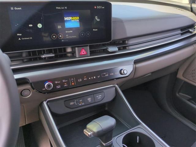 Photo of 2026 Metal Kia Carnival