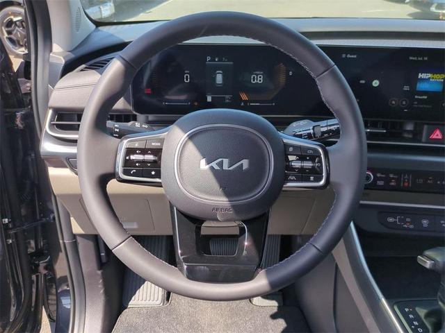 Photo of 2026 Metal Kia Carnival