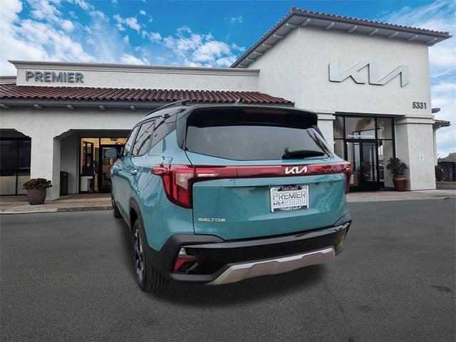 Photo of 2026 Blue / Black Kia Seltos