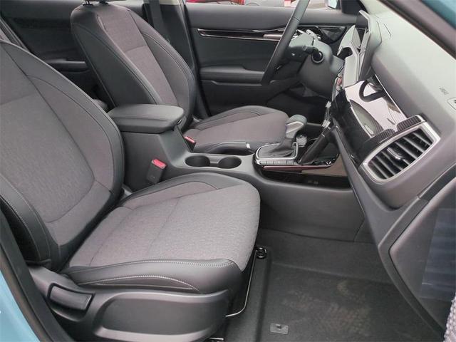 Photo of 2026 Blue / Black Kia Seltos