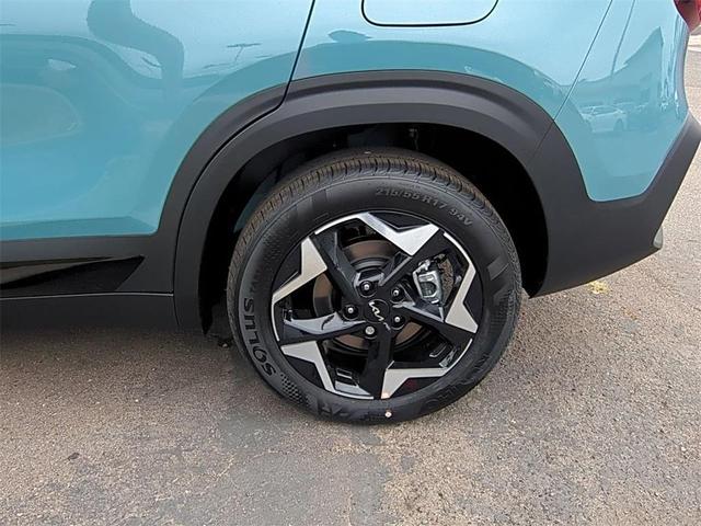 Photo of 2026 Blue / Black Kia Seltos