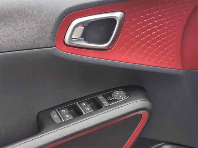Photo of 2025 Steel Gray Kia Soul