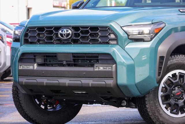 Photo of 2025 Blue Toyota 4Runner
