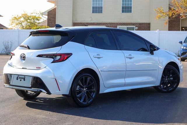 Photo of 2025 Wind Chill Pearl/Midnight Black Metallic Toyota Corolla