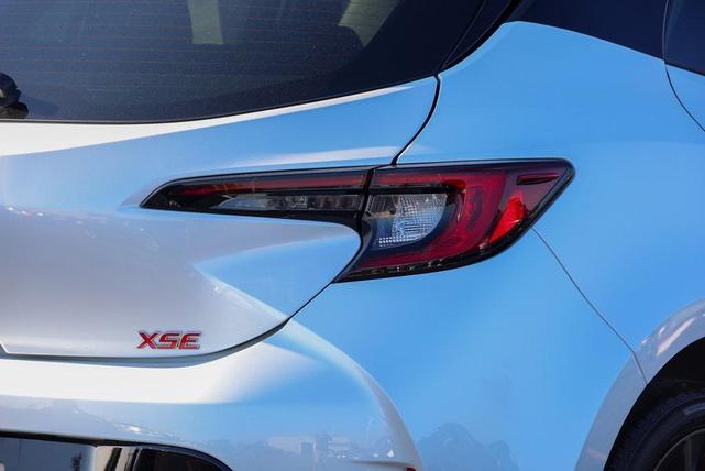 Photo of 2025 Wind Chill Pearl/Midnight Black Metallic Toyota Corolla