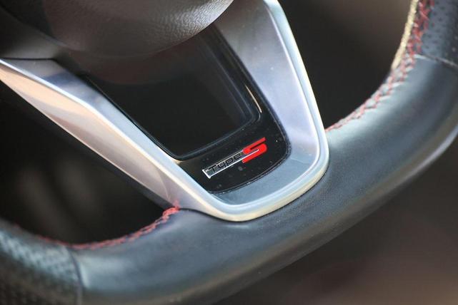 Photo of 2023 Performance Red Pearl Acura TLX