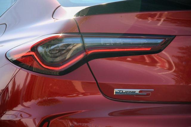 Photo of 2023 Performance Red Pearl Acura TLX