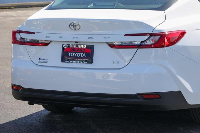 Photo of 2025 Ice Cap Toyota Camry