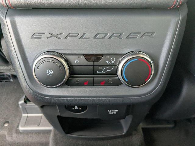 Photo of 2025 Carbonized Gray Metallic Ford Explorer
