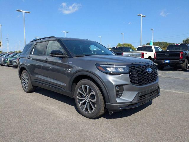 Photo of 2025 Carbonized Gray Metallic Ford Explorer