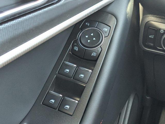 Photo of 2025 Carbonized Gray Metallic Ford Explorer