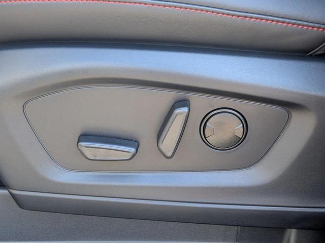 Photo of 2025 Carbonized Gray Metallic Ford Explorer