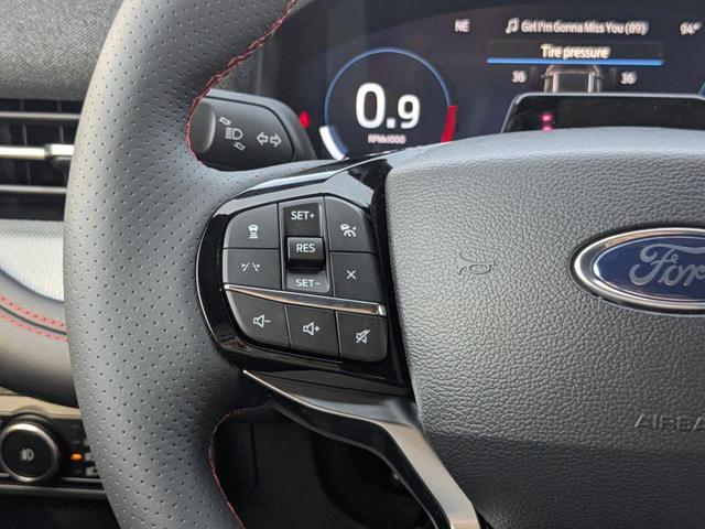 Photo of 2025 Carbonized Gray Metallic Ford Explorer