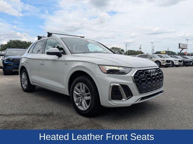 Photo of 2022 Glacier White Metallic Audi Q5