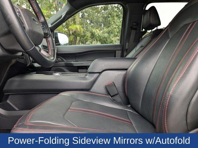Photo of 2023 Jewel Red Metallic Ford Expedition