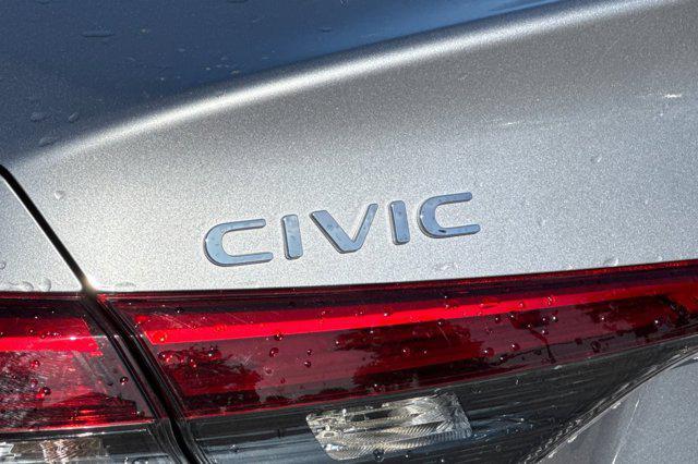 Photo of 2024 Lunar Silver Metallic Honda Civic