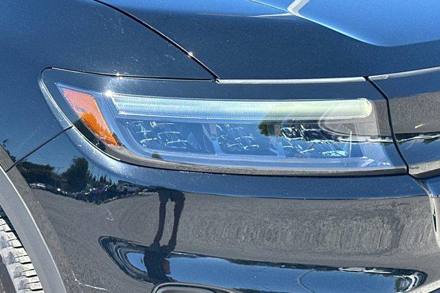 Photo of 2024 Raven Black Honda Prologue