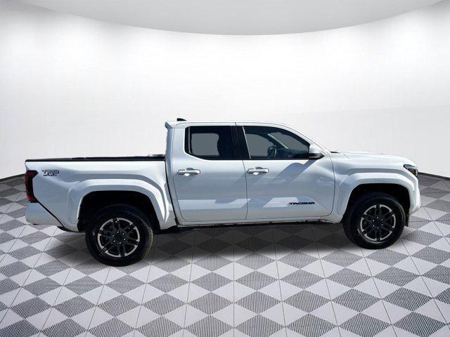 Photo of 2024 Ice Cap Toyota Tacoma