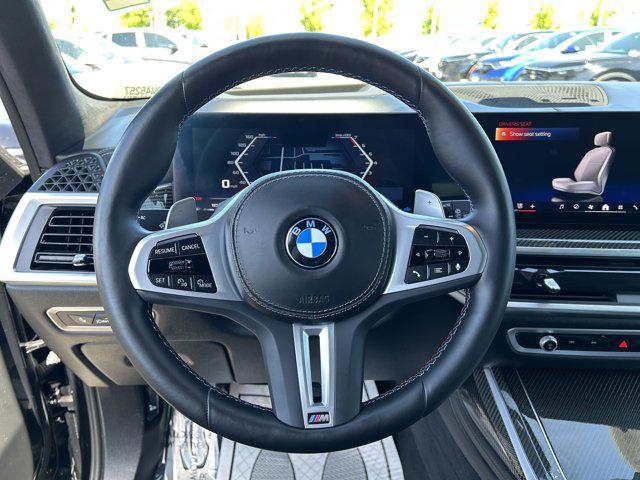 Photo of 2025 Black Sapphire Metallic BMW X7
